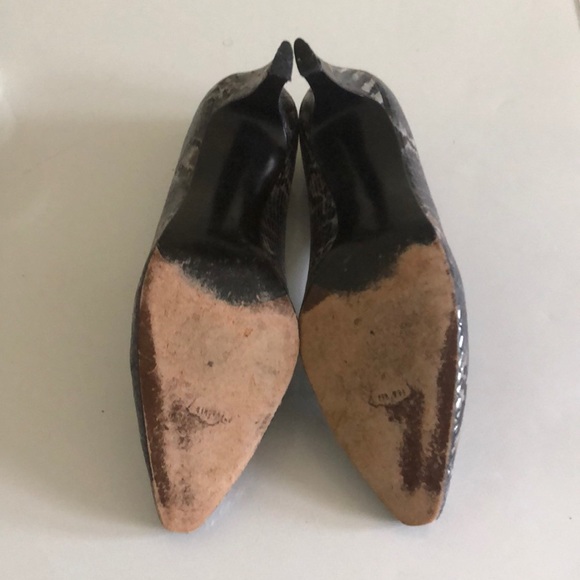 Stuart Weitzman Snakeskin print heels item#39 - Picture 7 of 9